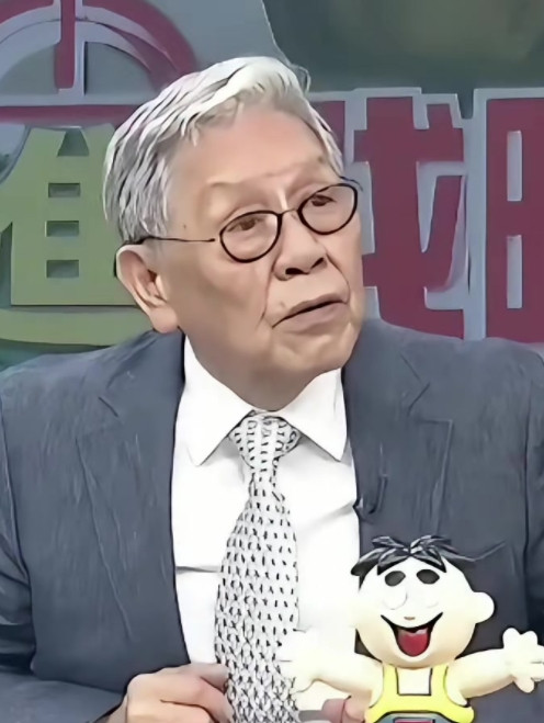 台湾名嘴帅化民在节目中提出三个问题，第一个问题，美国有核弹，大陆有核弹，双方会