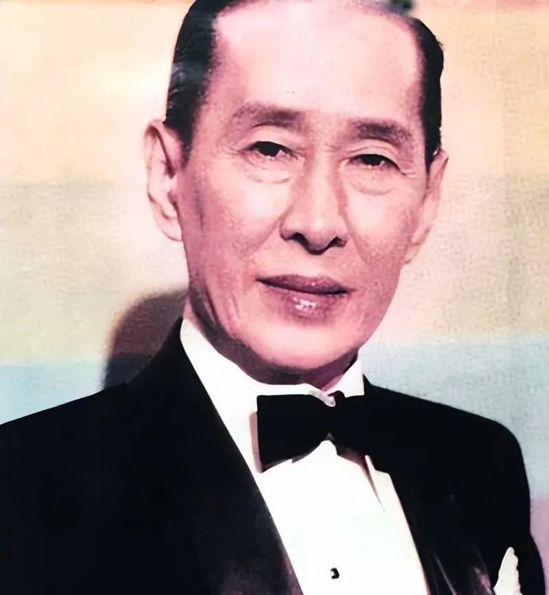 1997年，香港粤剧名伶邓永祥去世，临终前给儿子留下4亿遗产，并留下遗言：把钱花