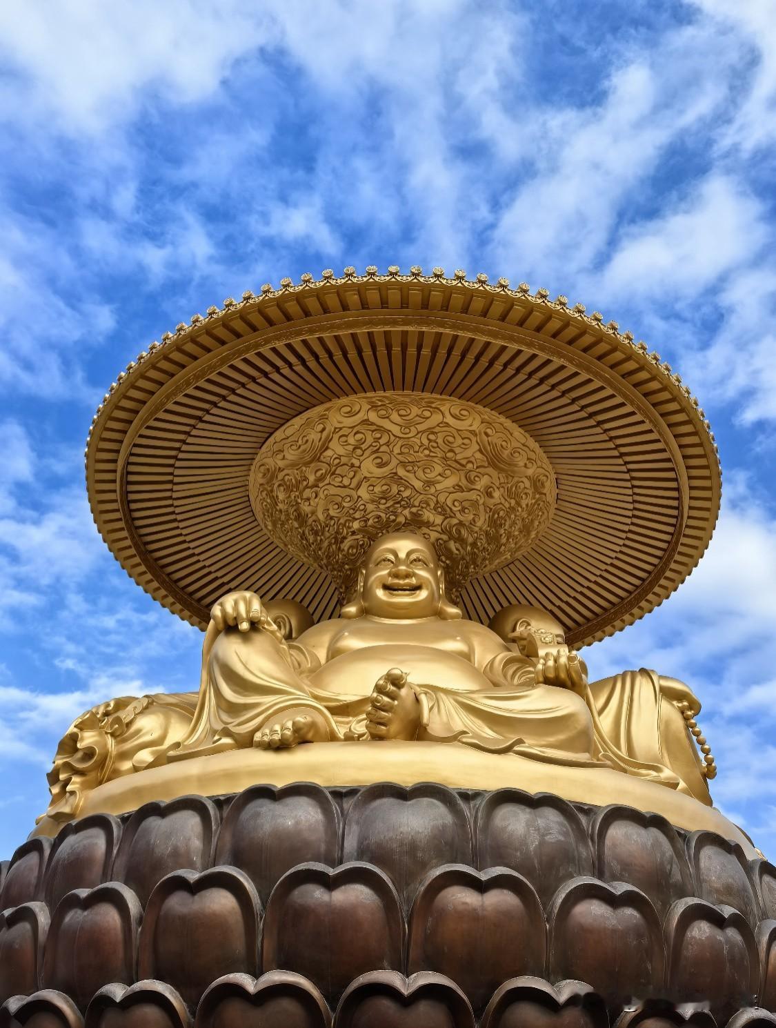 普通人保命的秘诀只有一条：“戒掉不劳而获的贪心，在任何时候，都不相信天大的好处