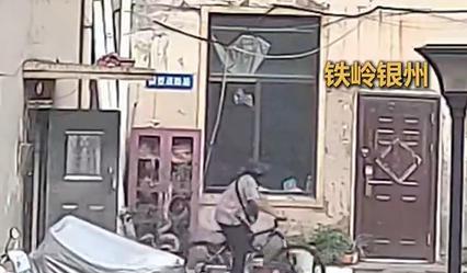 男子偷自行车连骑10小时气笑民警，男子偷自行车连骑10小时逃走，几天后悔过回来自