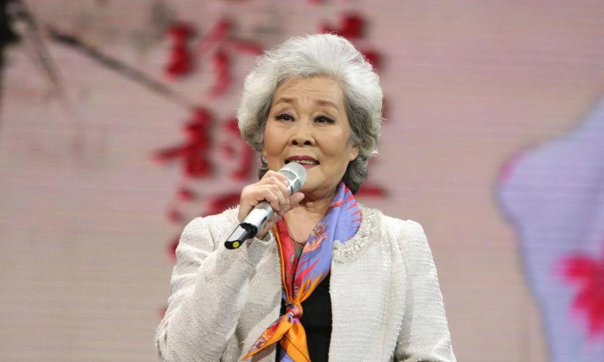 88岁的于淑珍，有儿有女，却在养老院住了18年，她不是被抛弃，而是自己主动选的。