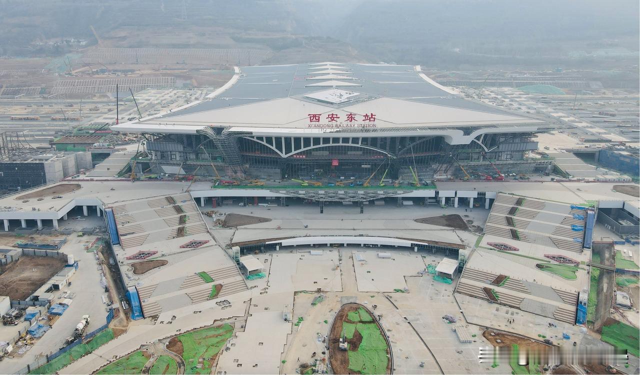 亮相！西安东站站牌挂好了，今年6月就要通车！西北最大铁路枢纽——西安东站，又