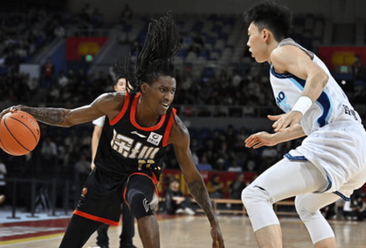 媒体人: 深圳全场整体性上体现生疏, 球员之间默契尚未建立