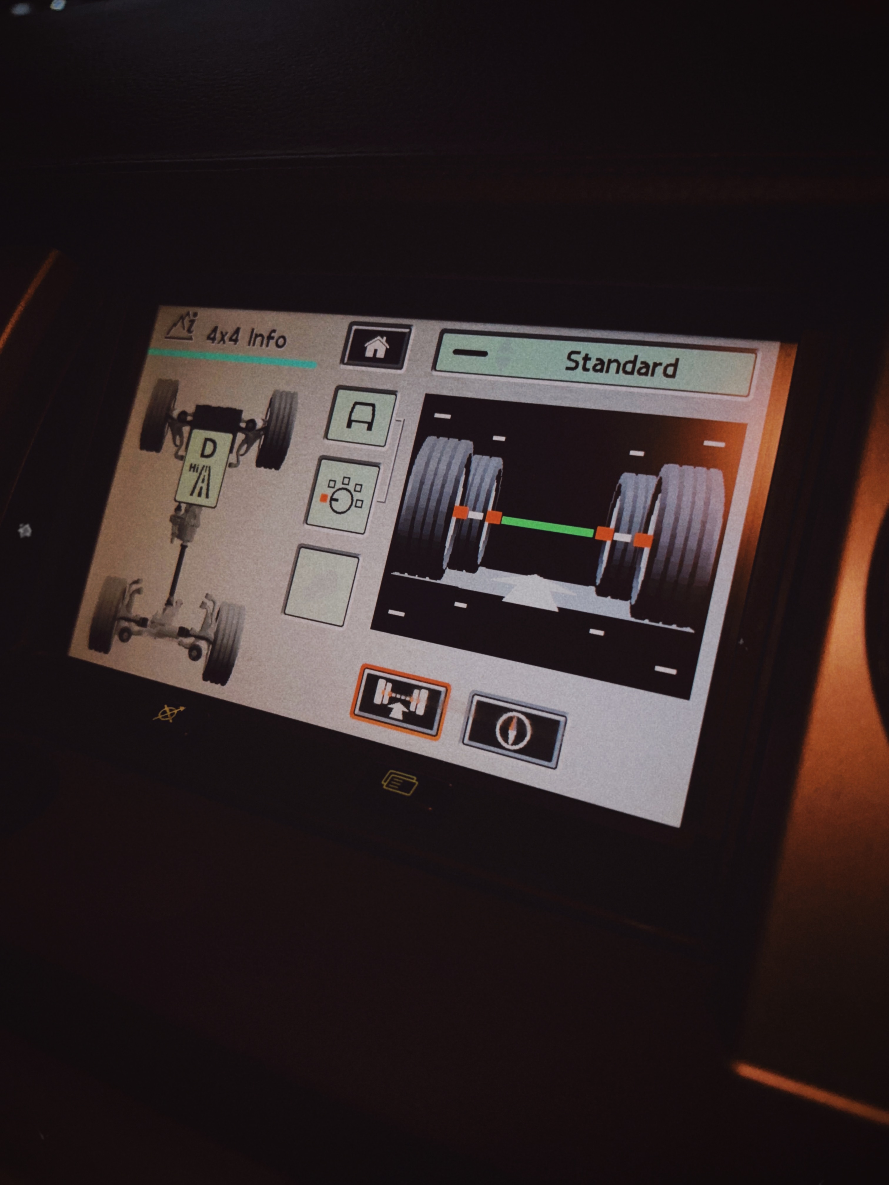 坐上了龙哥的大V8，老牛逼了！