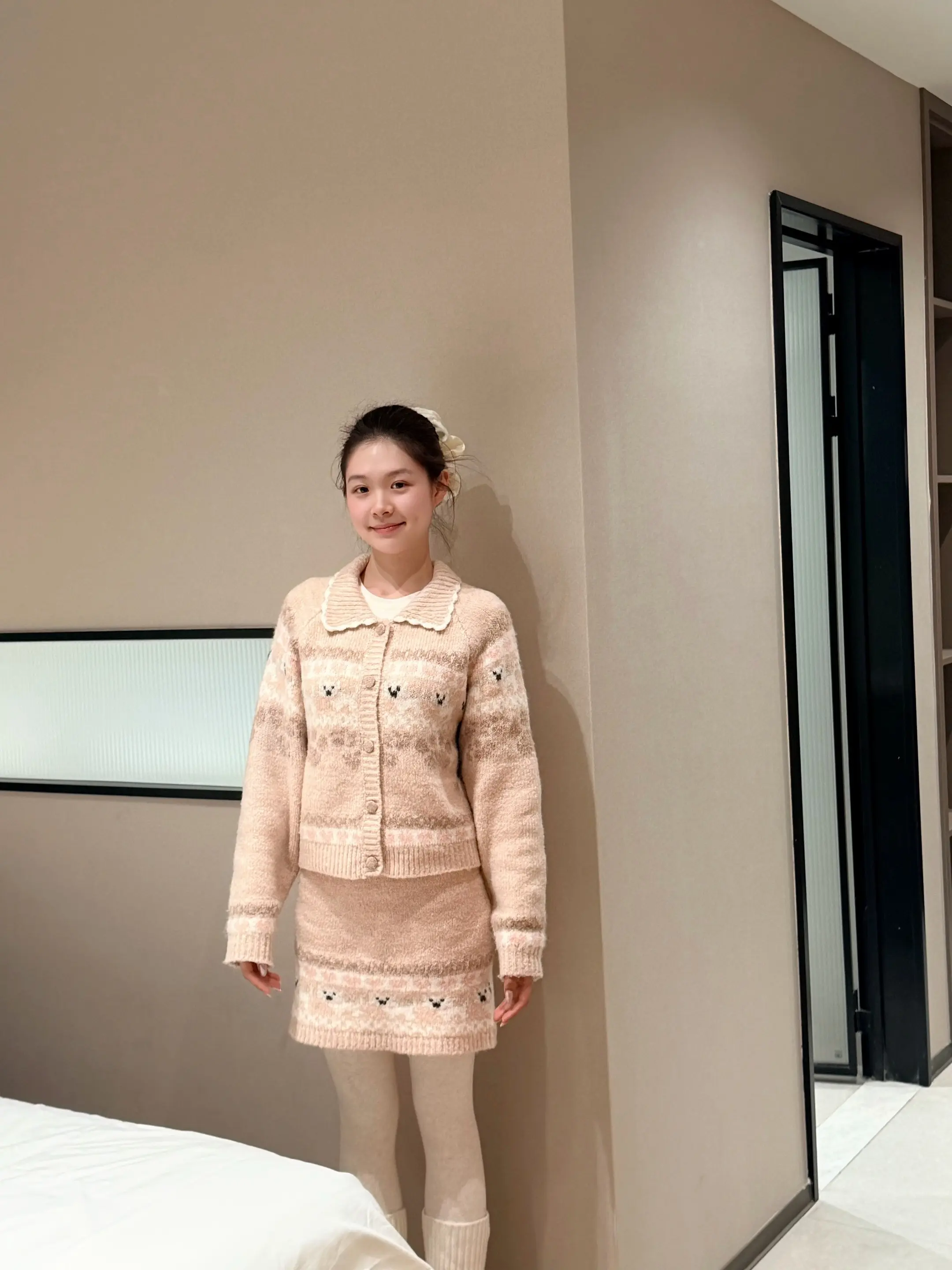 也许终有一天我们都会发现 我们怀念的 不过是当初的自己 那些回忆起来 ...