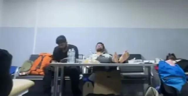 印度游客到俄罗斯被拘数小时破防：那些认为印度超级大国的人应该明白，这只是一个神话