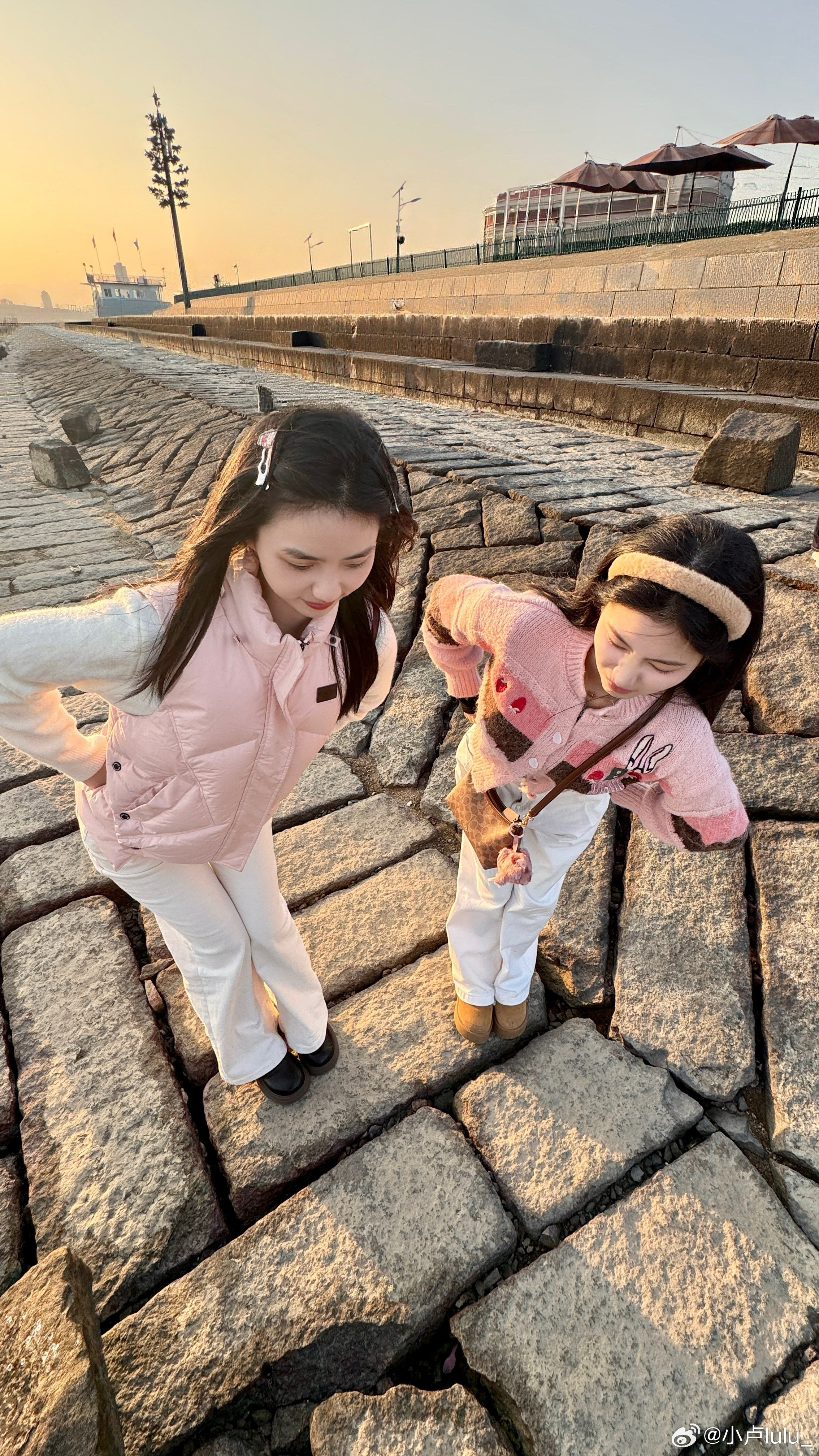 晴朗的日子适合见面好友是生活的解药