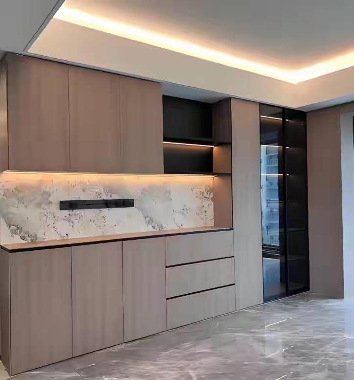 隐约感到，当前在北京购置二手房的第一个最佳“窗口期”或许已过？这个观点可能许