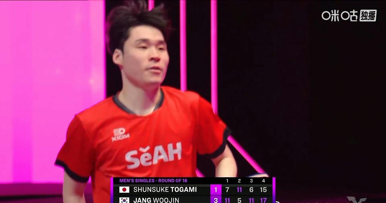 老奶和户上对着吼，热血老奶略胜一筹[滑稽笑]，数不清错过多少个赛点了，老奶终于