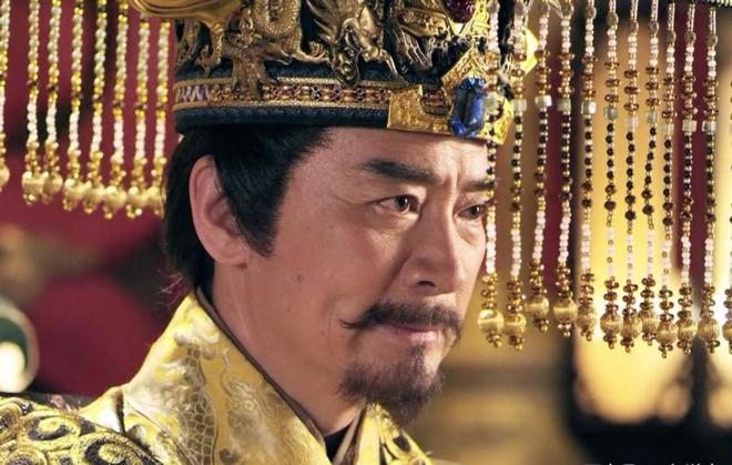 唐高祖李渊为什么会畏惧李世民？原因有两个：一是有前车之鉴。隋炀帝