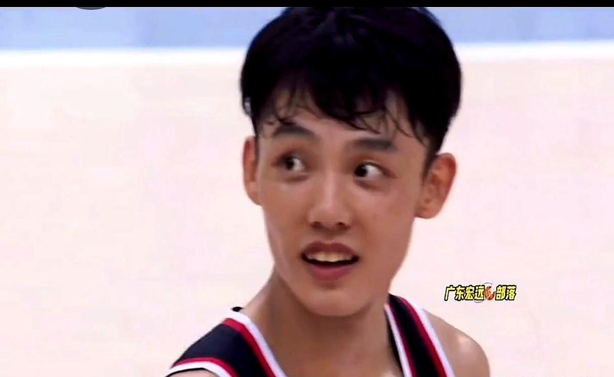 最近徐杰这事，评论区直接炸锅了！全运会场均16.3分，决赛18+7+9还带10中