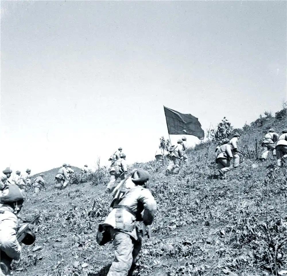 解放军抗美援朝，为何将支援军，改为志愿军？1950年，朝鲜战争爆发。毛主席考虑