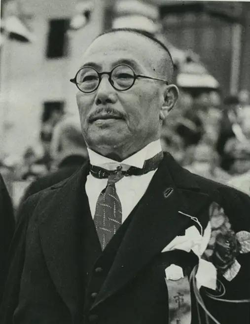 1940年10月10日，68岁的伪上海市市长、大汉奸、大卖国贼傅筱庵，凌晨三点参