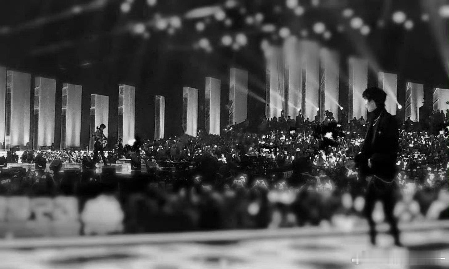 话筒遗憾六周年但其实两个人结束后一起去吃了牛蛙🥺🤲🏻​​​