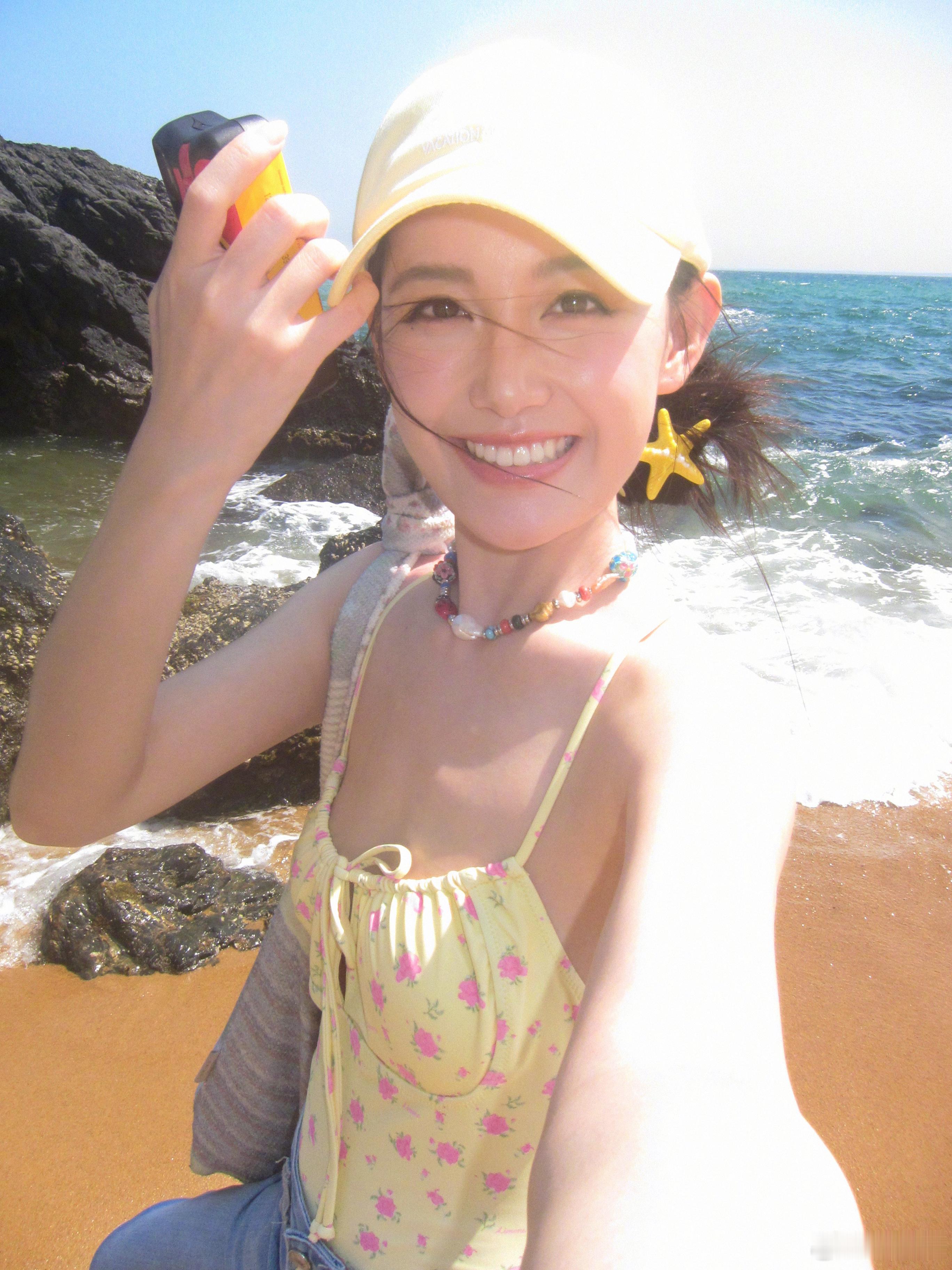[玫瑰]蒋依依​​​