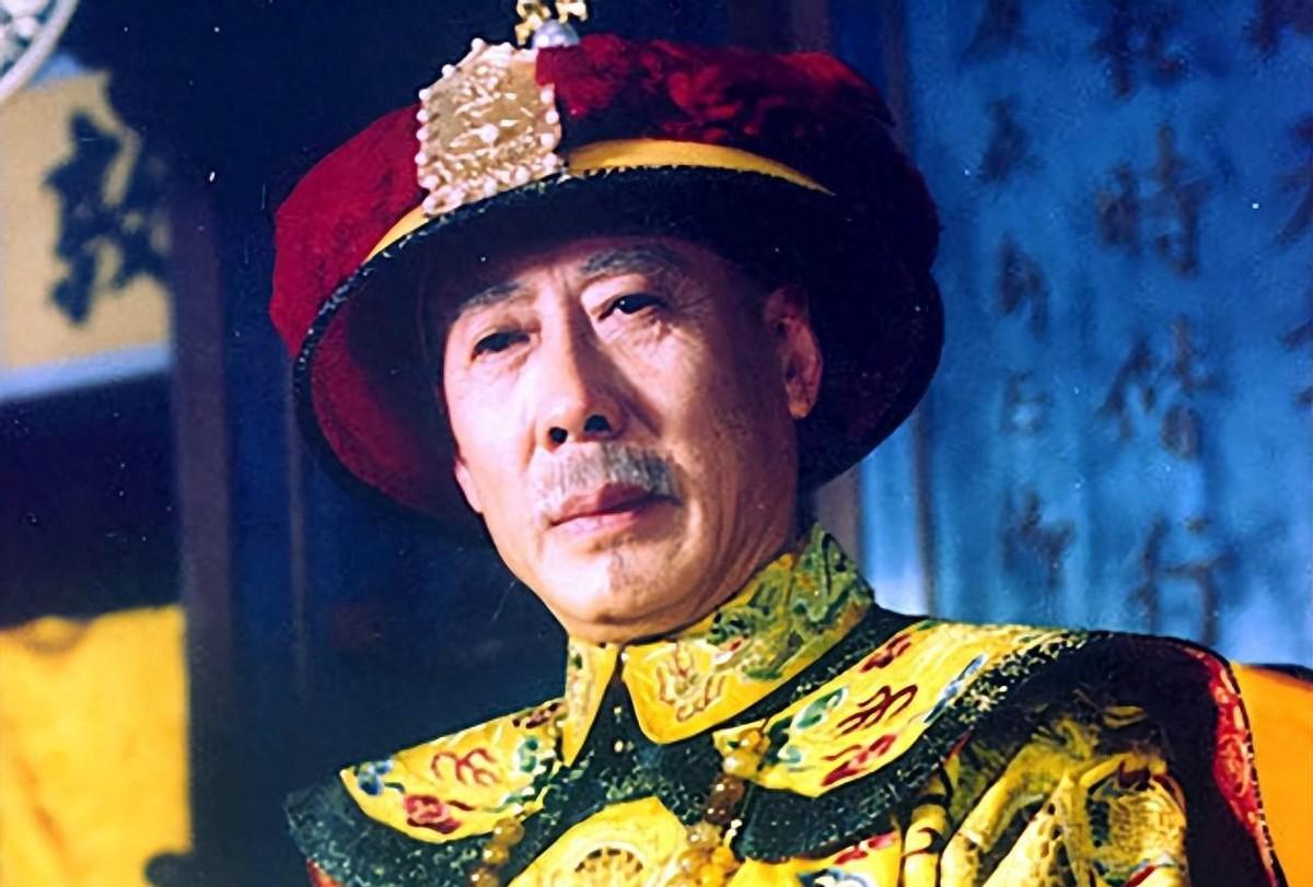 同样亏空四万两银子，为什么这两位知县一个仅被降职而另一个却难逃一死？乾隆二十四