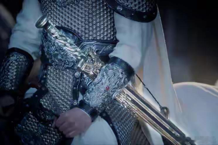 《白日提灯》姜艾道破天机！破妄剑认主段胥，藏着三大惊天秘密《白日提灯》中姜艾一语