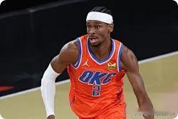 你敢信吗，NBA最新一期实力榜公布，湖人队掉出前五了！第一，竟然还是雷霆队！