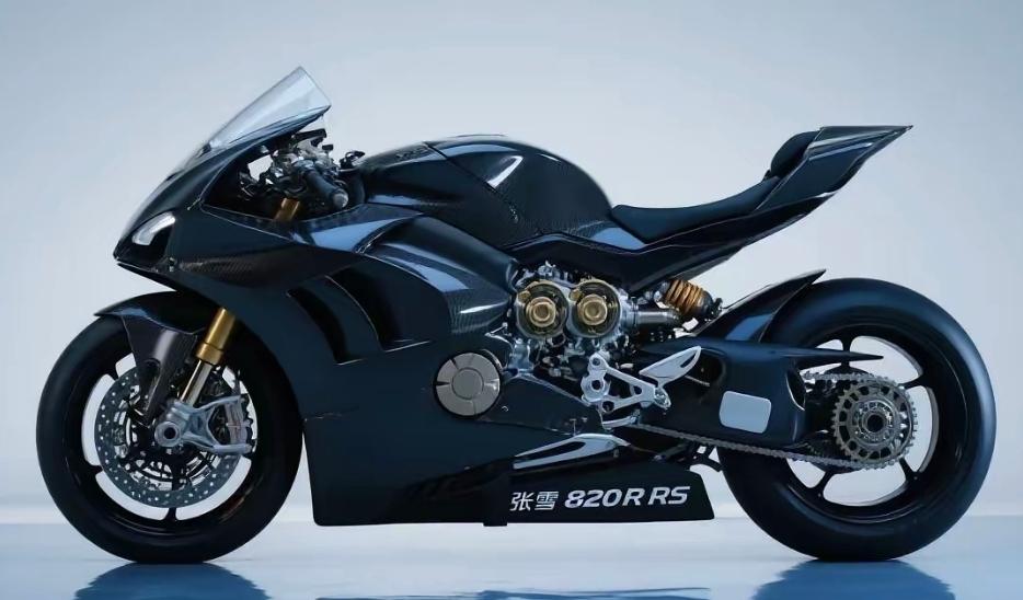 玩摩托的都知道，三缸发动机就是个“异类”。两缸有力但转速低，四缸转速高却没爆发，