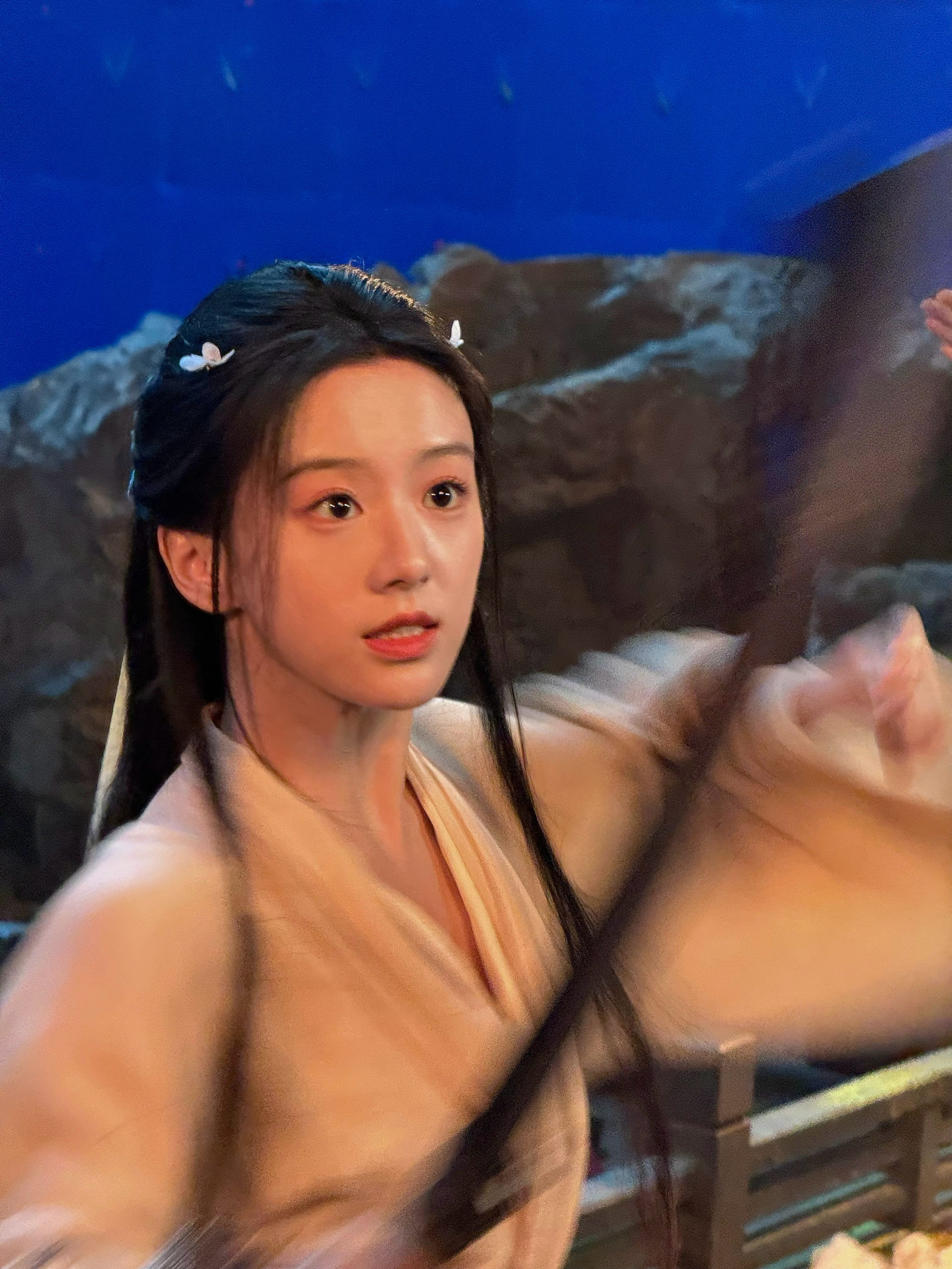 包上恩在复制粘贴的时代，你是手写的诗