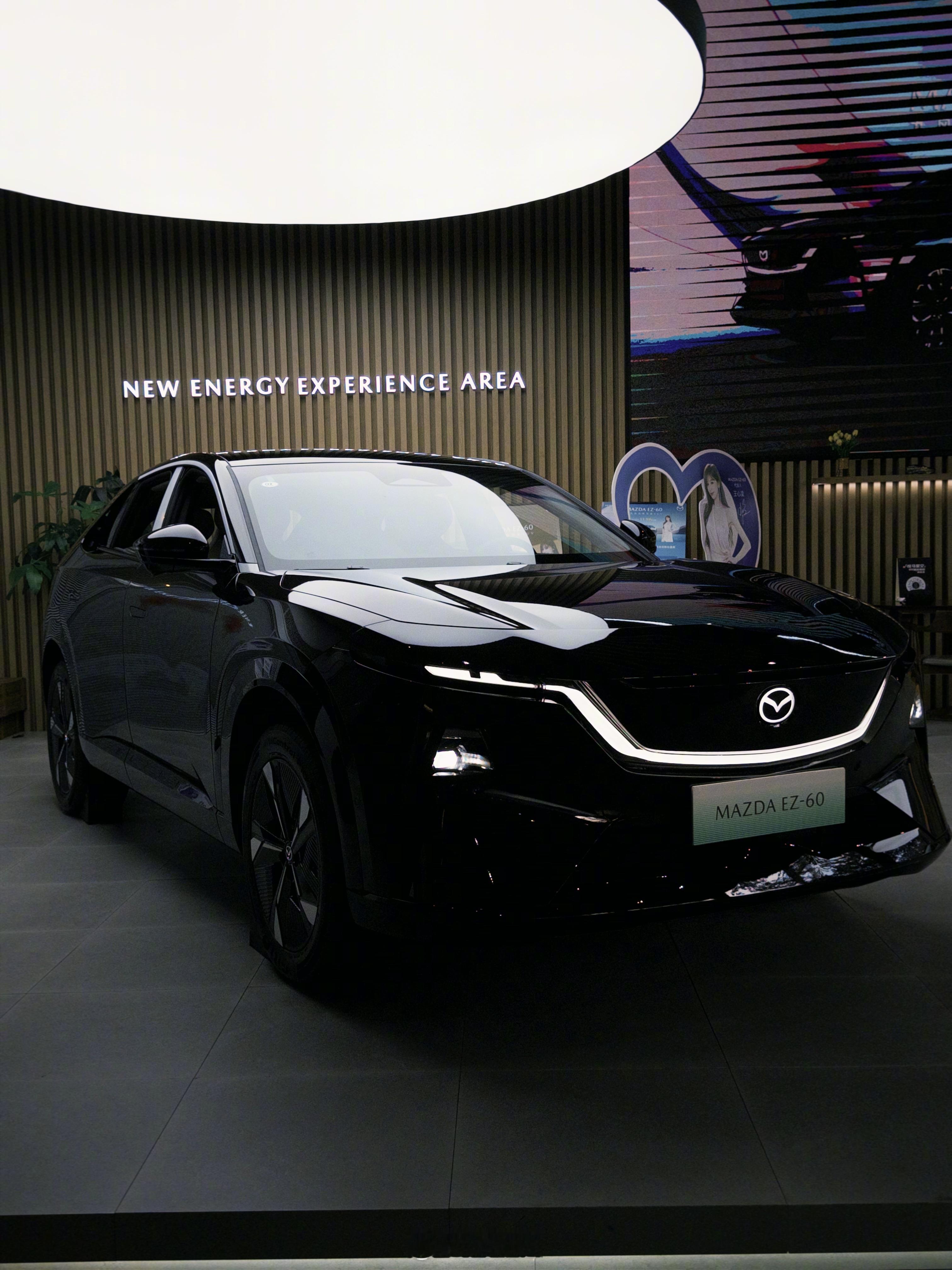 EZ-60才是新能源马自达的完整体～颜值很在线，基本不会联想到深蓝