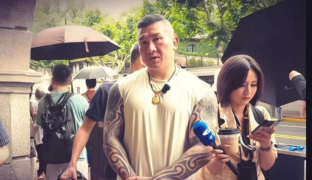 这次行程还没有结束，台湾网红陈之汉已经期待下一次大陆行了。在被同行的中天记者采访