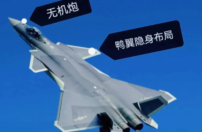 印巴双方在空战中使用100多架飞机相隔100多公里，证明歼20设计师当初取消机炮