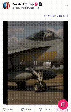 真正的屎从天降！“特朗普”亲自驾驶“F16战机”：投掷“棕色粘稠物”。现在，
