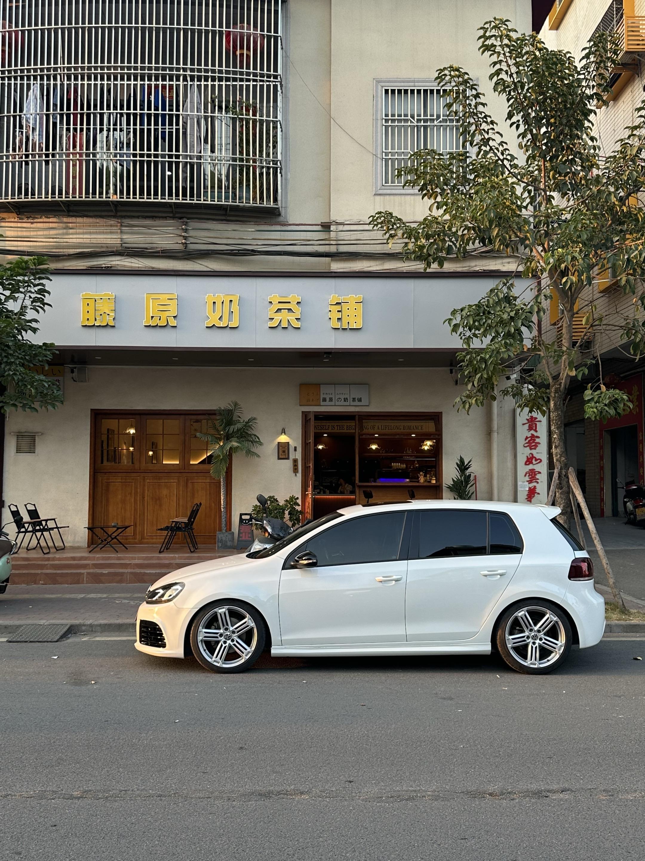 有没有高尔夫6的车友。