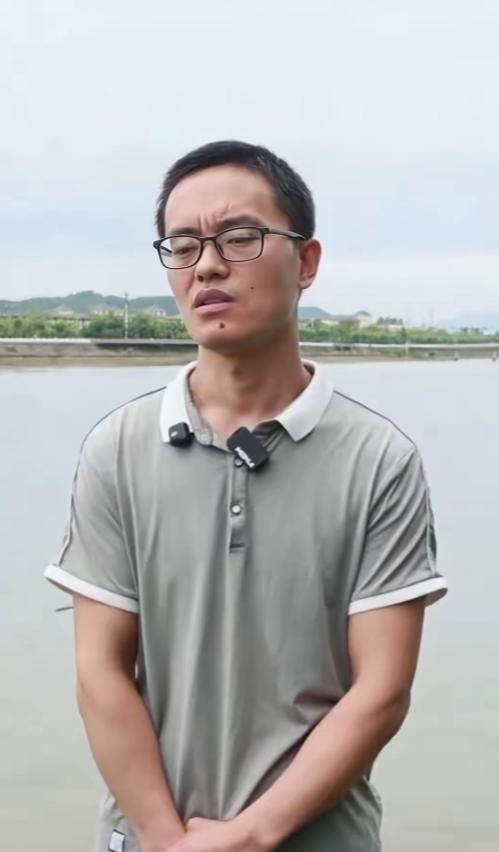 最近河南西峡这件事，真让很多人看得心里一热。当地一位叫刘宗宇的大哥，晚上突然听