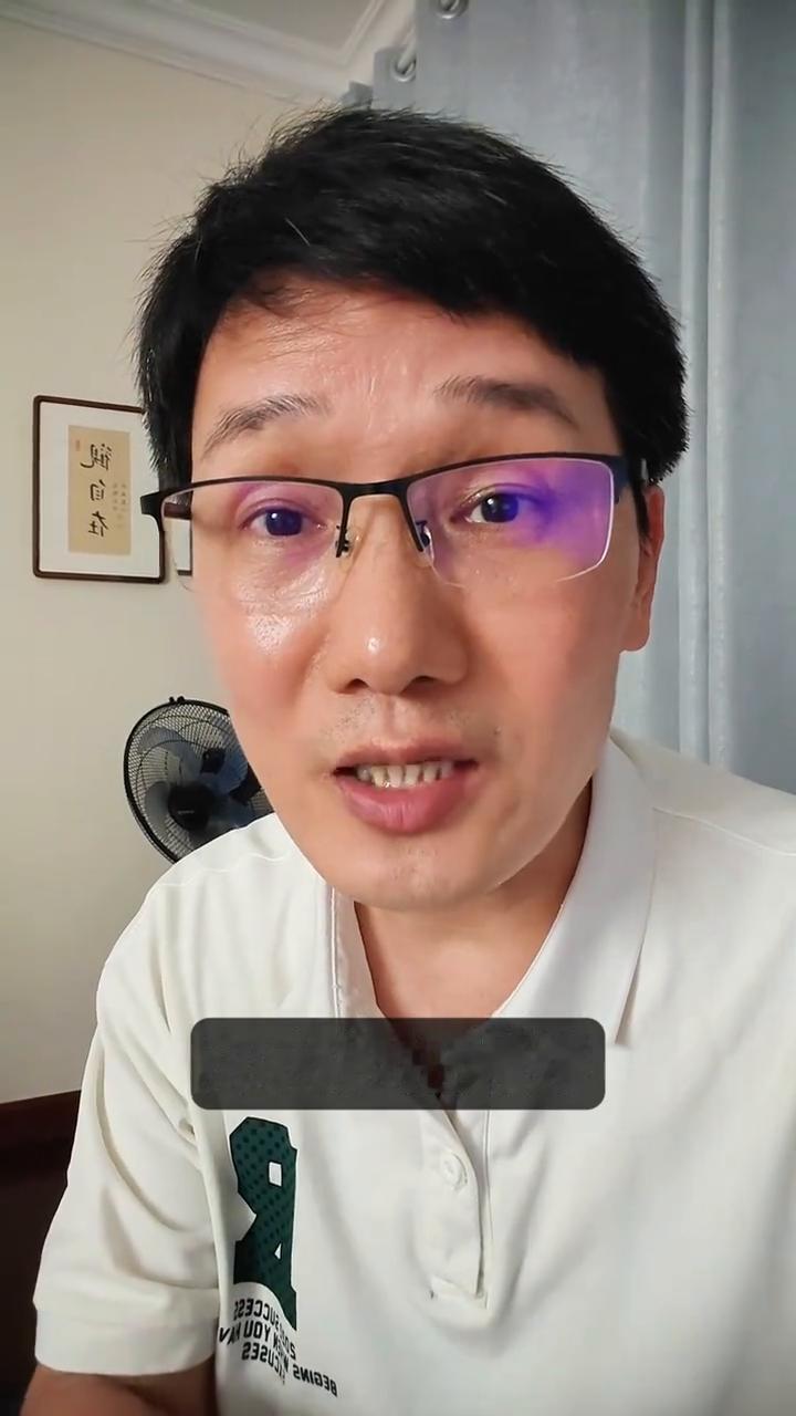 保姆养大女孩大学毕业了想寻亲。雇主亲生父母23年，被保姆抚养大的女生寻找亲生父