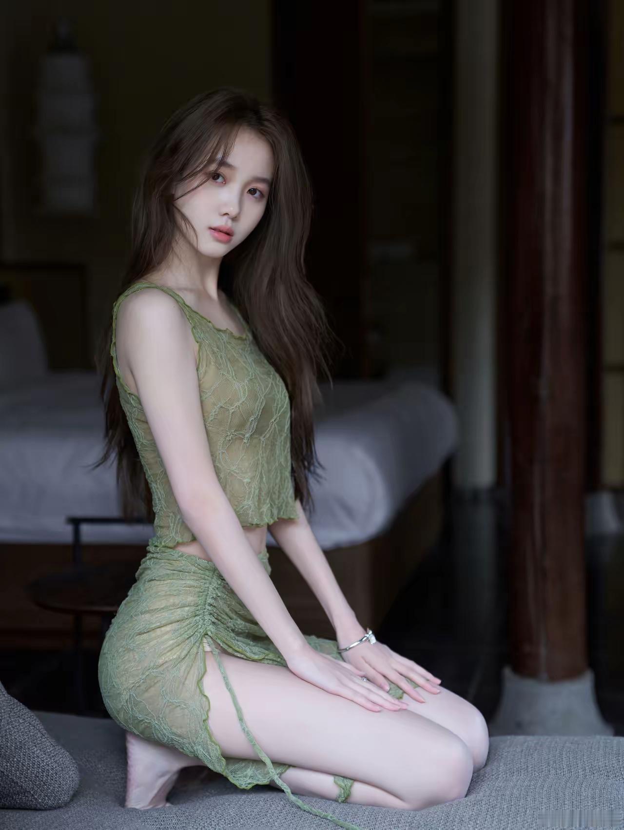 温柔优雅，绿意盎然，静谧时光。温婉高级自然清雅感