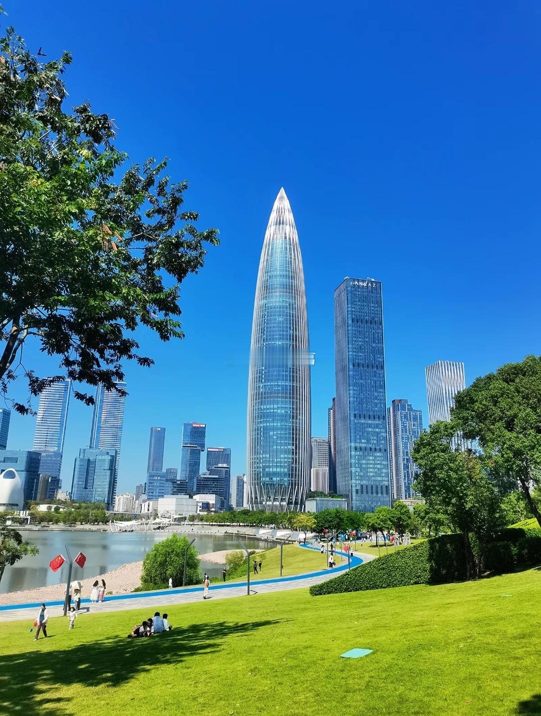 根据深圳中原发布的《2026年上半年深圳楼市用户画像》显示，香港置业者在深圳楼市