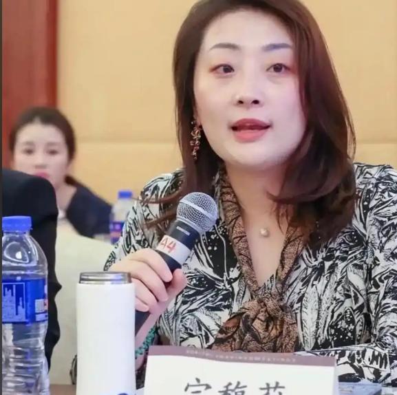 守业难！宗馥莉爱娃哈哈，老臣却想躺平娃哈哈的老臣们习惯了躺着数钱的日子