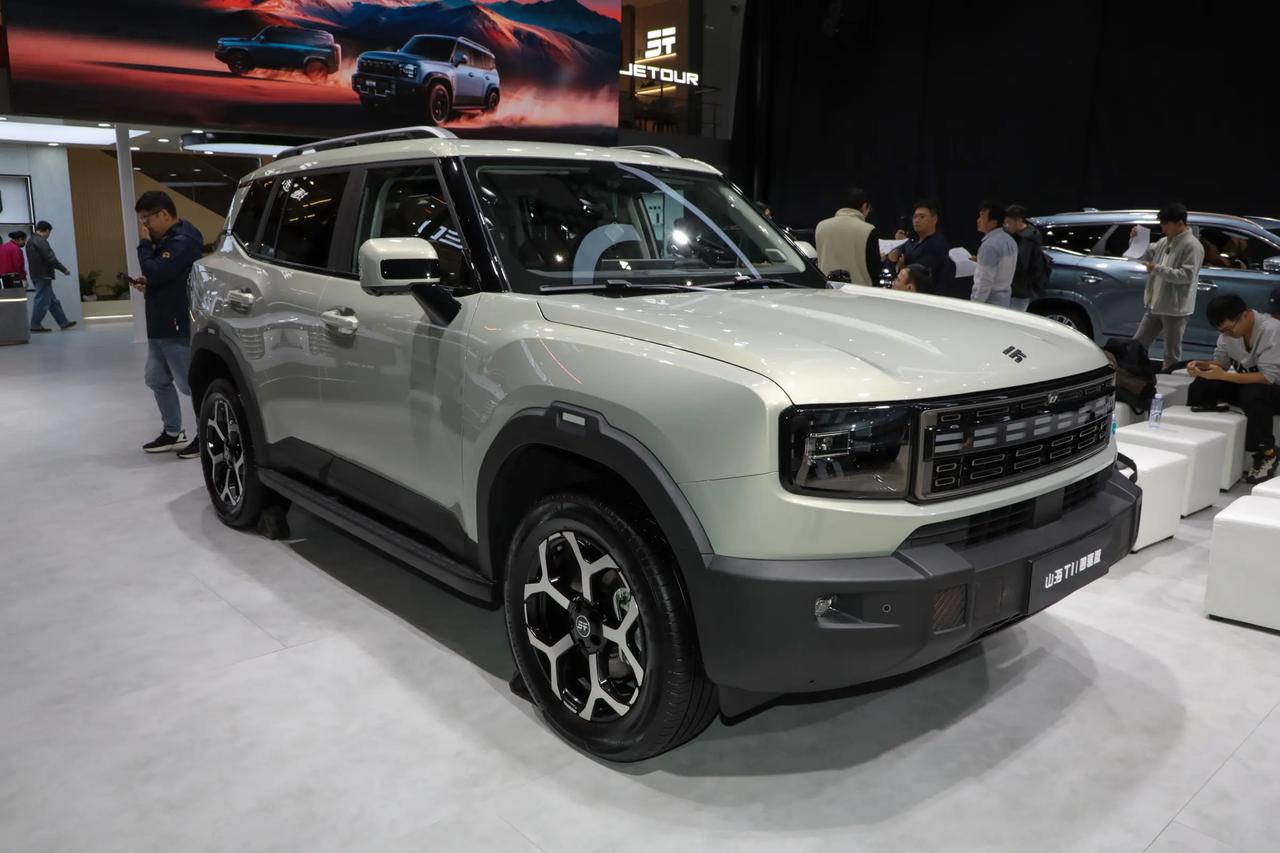 🚗新手买车攻略下面是给汽车小白的买车费用全拆解+避坑指南，把从裸车到落地的