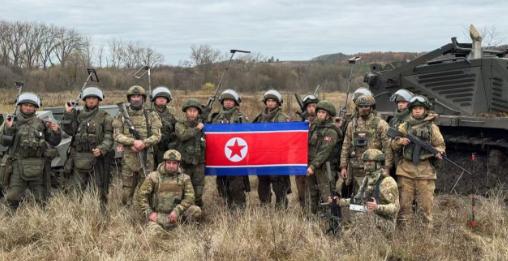 朝鲜突然发财了，直接入账144亿美元！出兵2万军队，再拿出几十年库存弹药，就获得