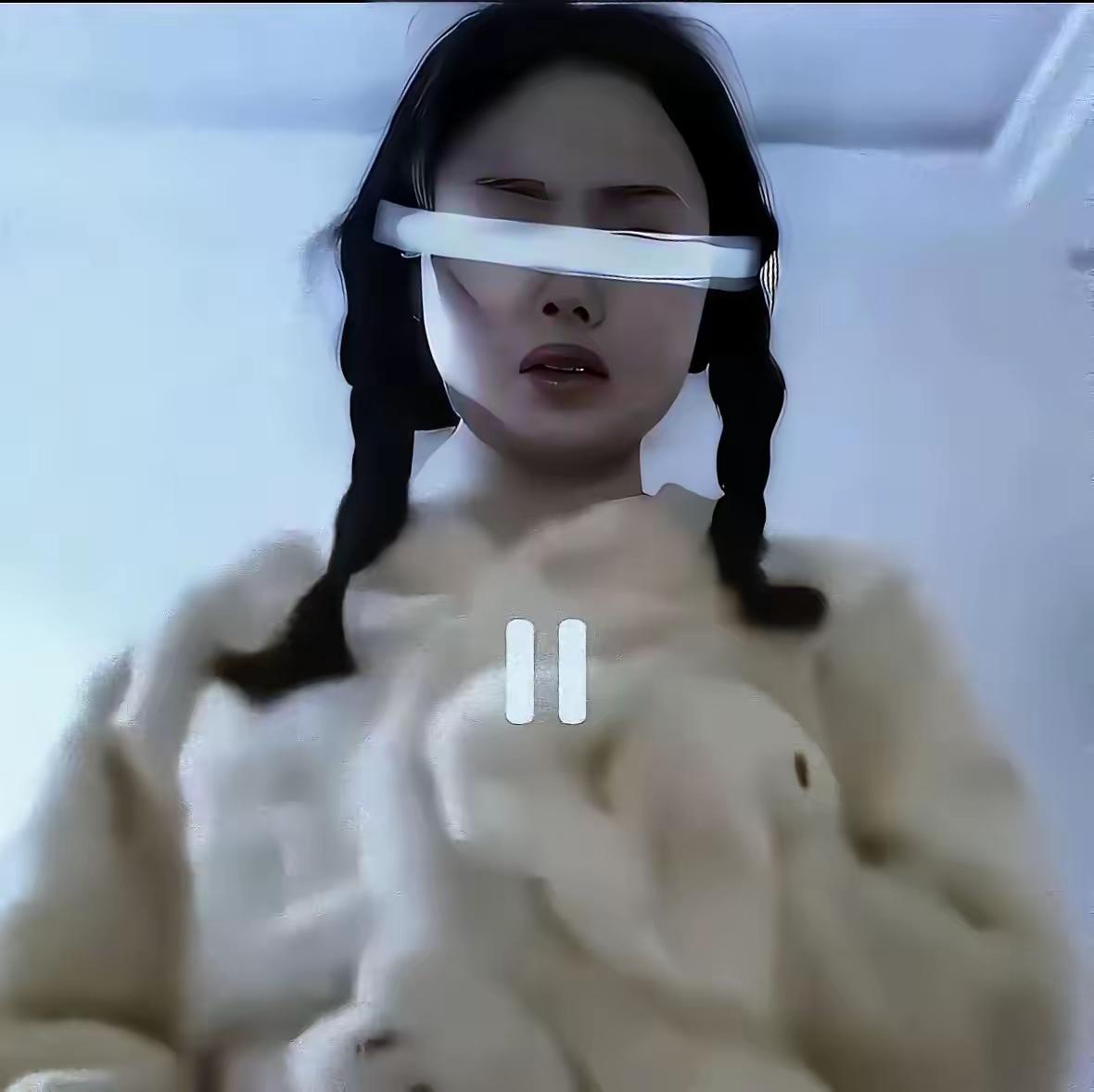 湖北恩施这位宝妈真是倒了大霉，就因为夜里喂奶后手一哆嗦，把一段将近3分钟的私人视