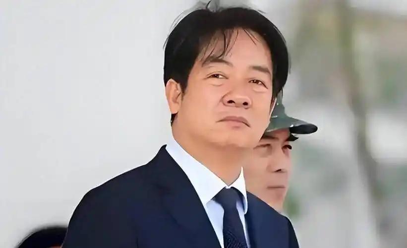 这两天台湾全岛议论声不断，场面可能出现失控！那些常年在镜头前大肆作秀、气焰十足的