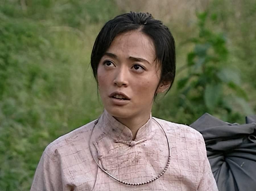 最能体现翠萍伪装效果的，其实是这样一件事。马奎在天津站向来以多疑、敏锐著称，可