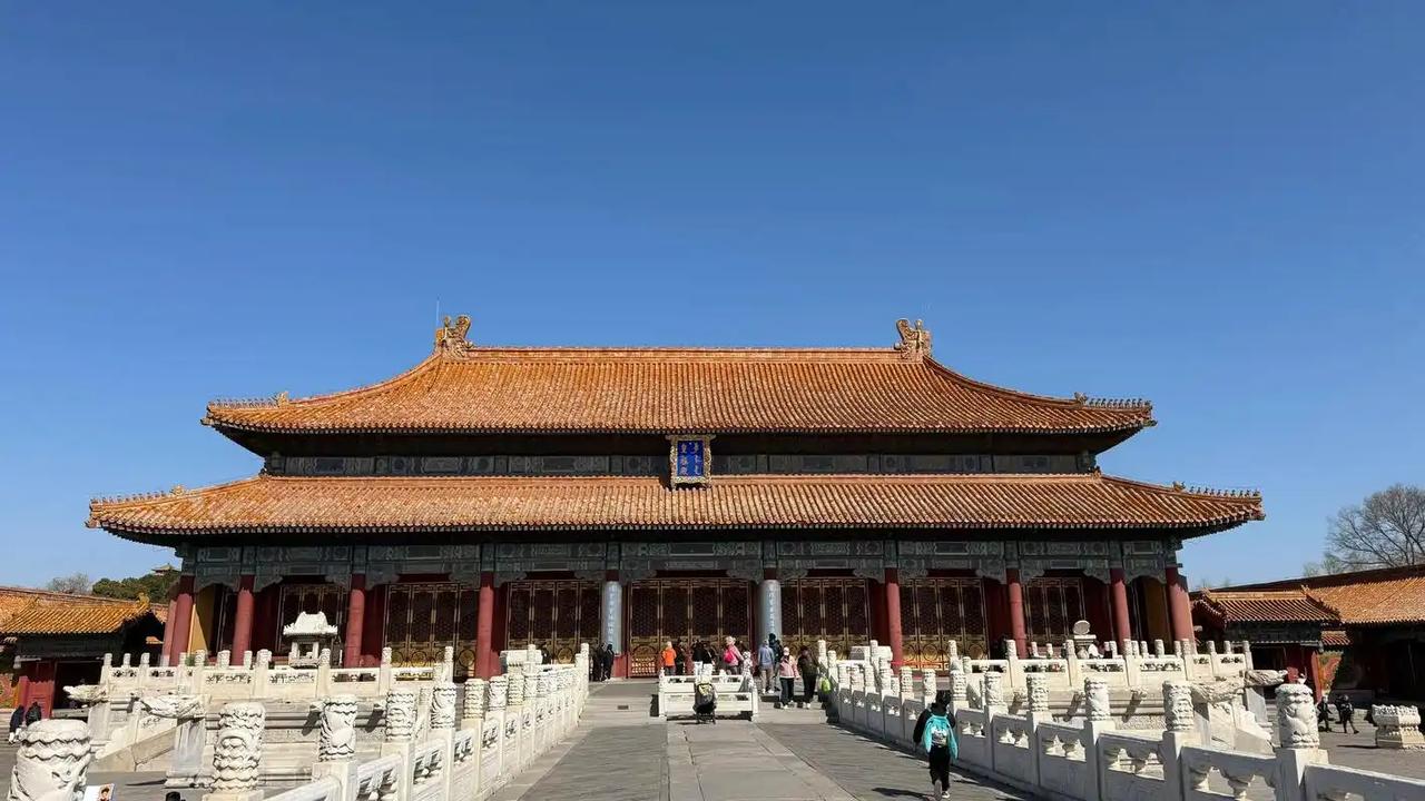 故宫年入23亿仍缺40亿补贴？单霁翔说出大实话：不是钱不够，是永远有花不完钱的地