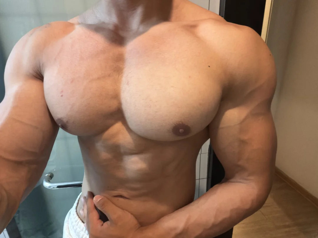 明明每天都在健身，体重为什么还在涨？先别急着怀疑自己。如果你刚开始训