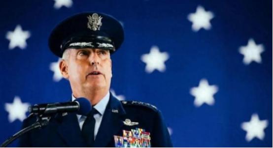 中国忍的时候，中美打不起来。中国不忍的时候，中美有打起来的风险。但中国忍了你美国