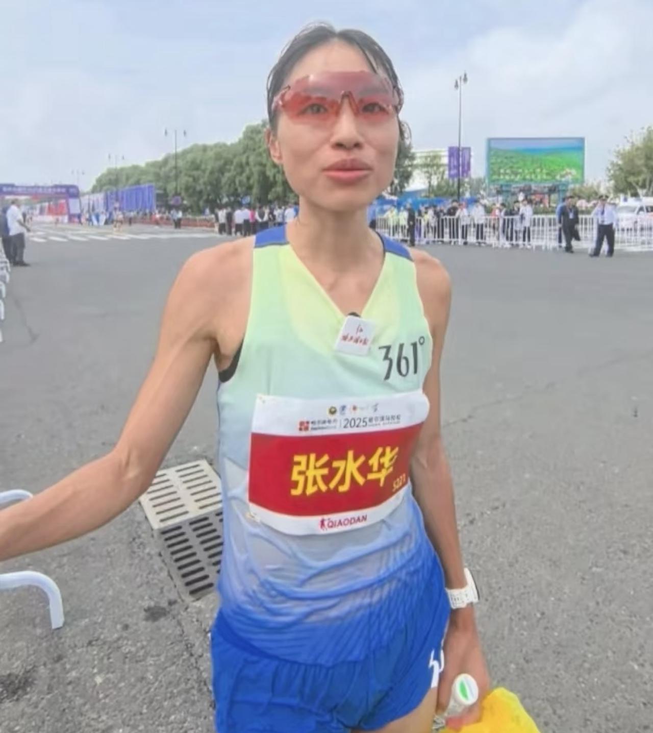 张水华在这次马拉松比赛中并没有获得奖金，虽然她是中国籍女子组第一。但是这个比赛是