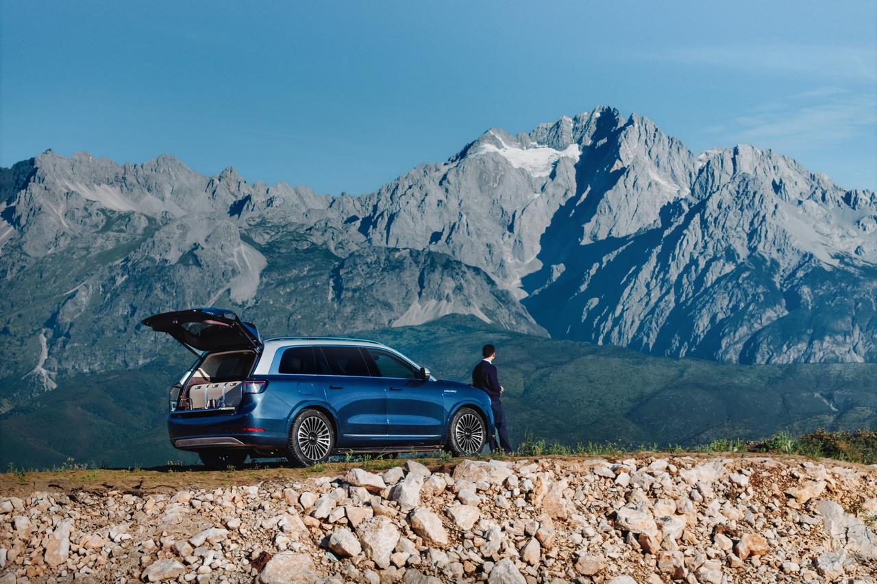 问界M9节税+快交付组合拳，年底购车窗口已开岁末之际，企业购车迎来关键窗口期。