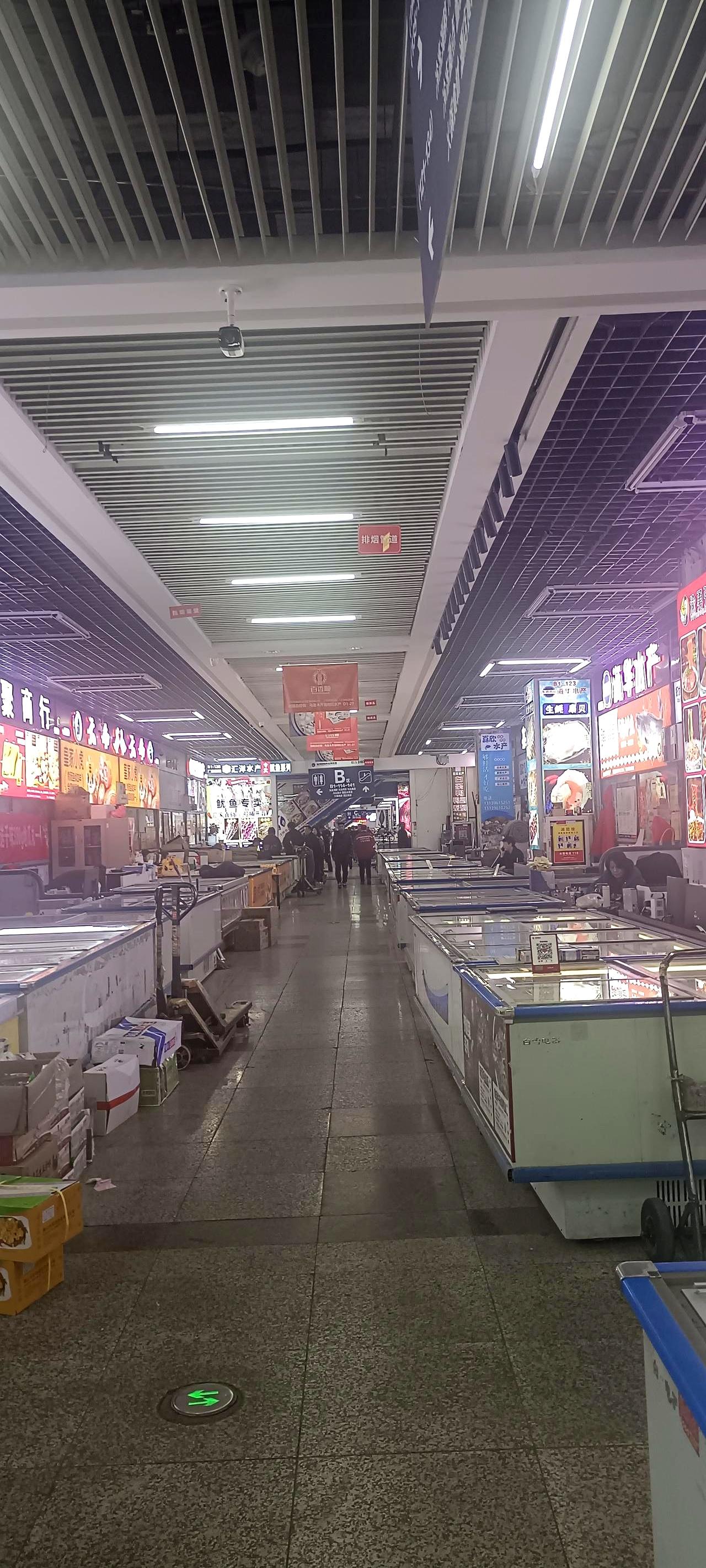 乌鲁木齐海鸿那地方，全疆的冷冻货几乎都得从那儿过一道手，说85%可能都保守了。