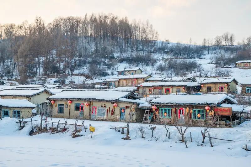 南方人去东北游玩，闹笑话那是常有的事儿。广州的小王到东北，一下飞机就被零下十五度