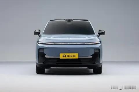 零跑B10实车体验：12.98万顶配超划算，通勤10天一充无压力最近想选家