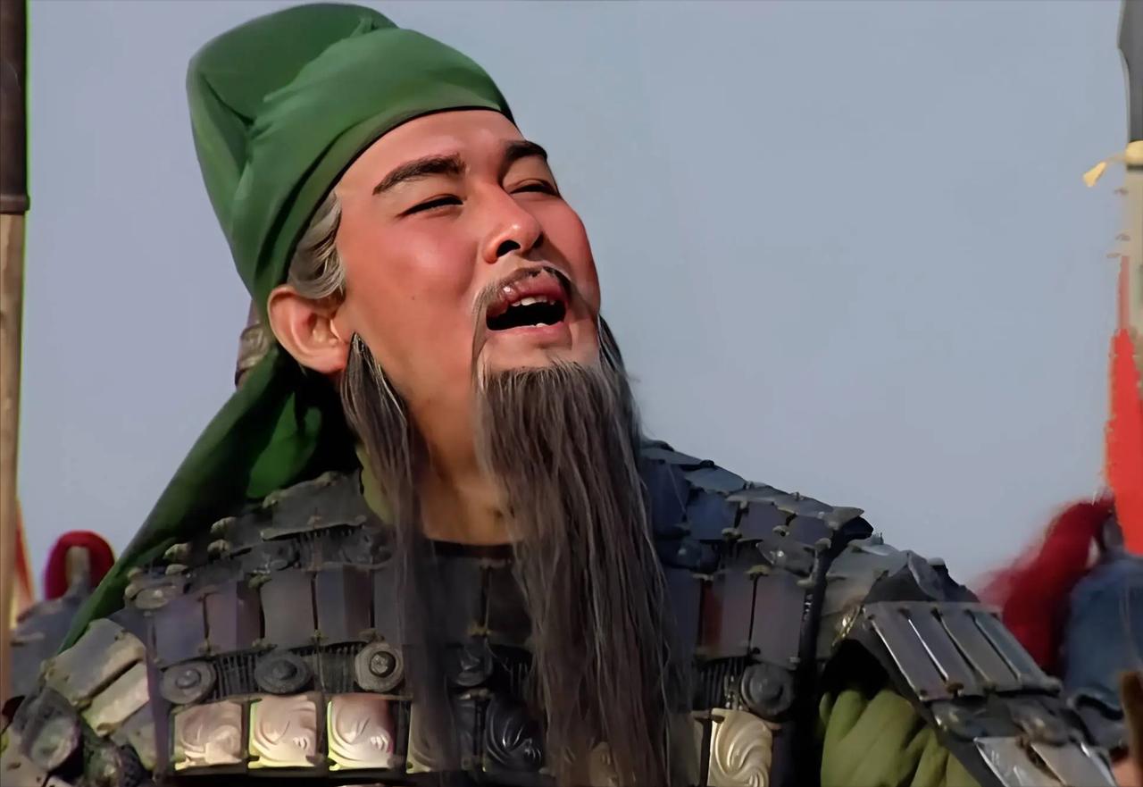 “关云长就不如我们的彭老总！”1947年6月中旬的一天，国民党大军进攻延安时，