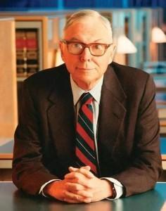 1978年，芒格的白内障手术失败，一只眼睛失明，后来不得不接受手术摘除。芒格拒绝