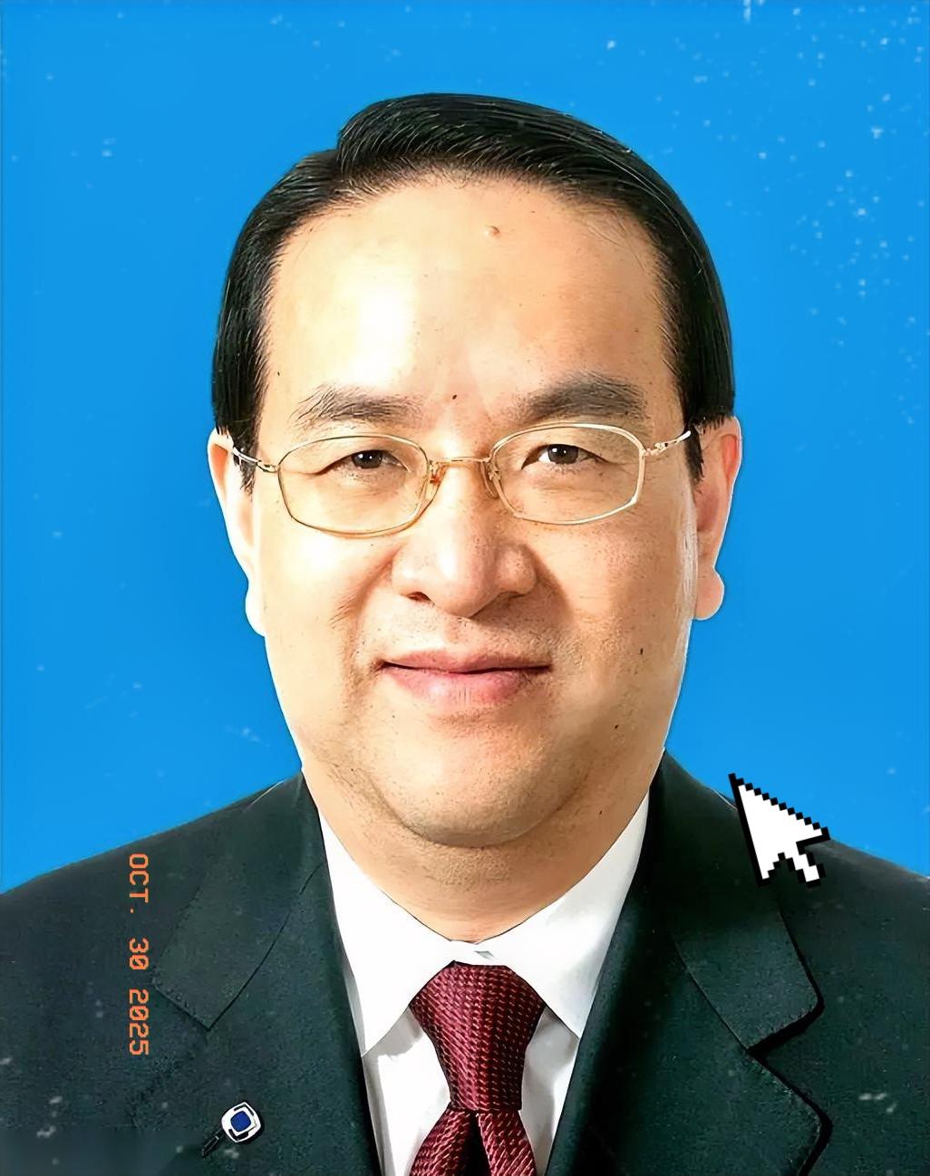 家族式腐败说真的，这四个字，比他贪了多少个亿，听着都让人后背发凉！一个人